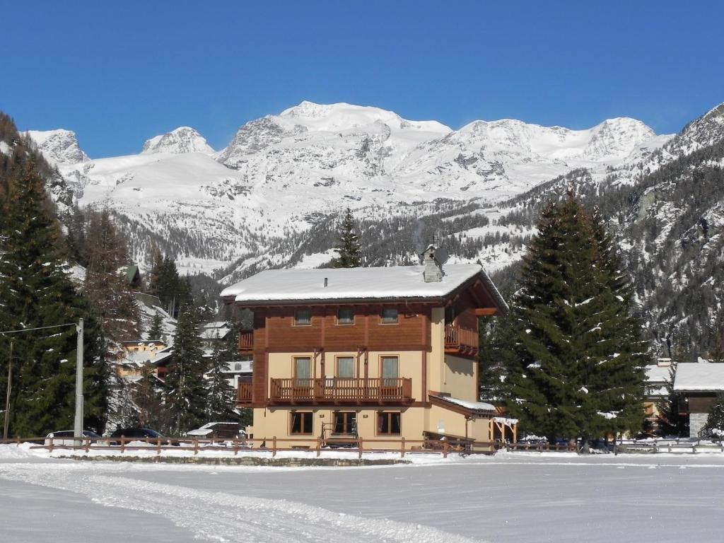 Villa Americana Chambres D'Hotes Champoluc Exterior foto