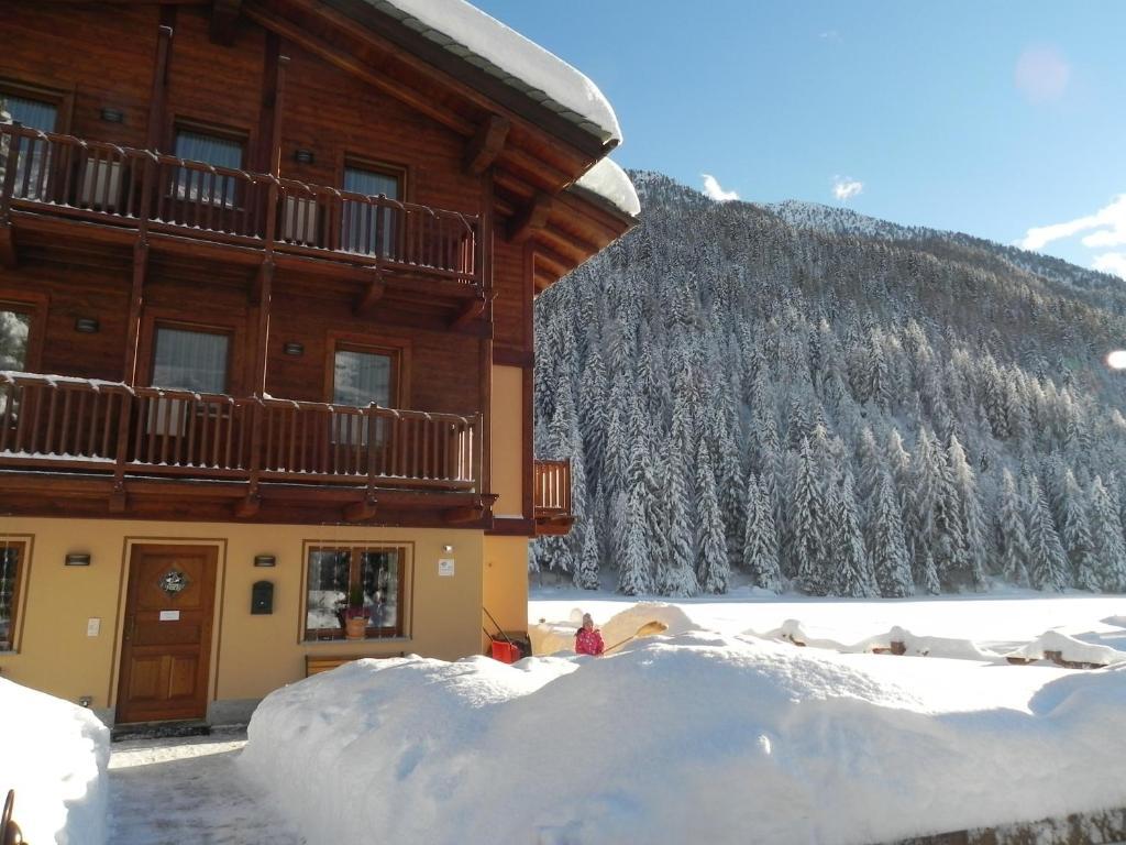 Villa Americana Chambres D'Hotes Champoluc Exterior foto